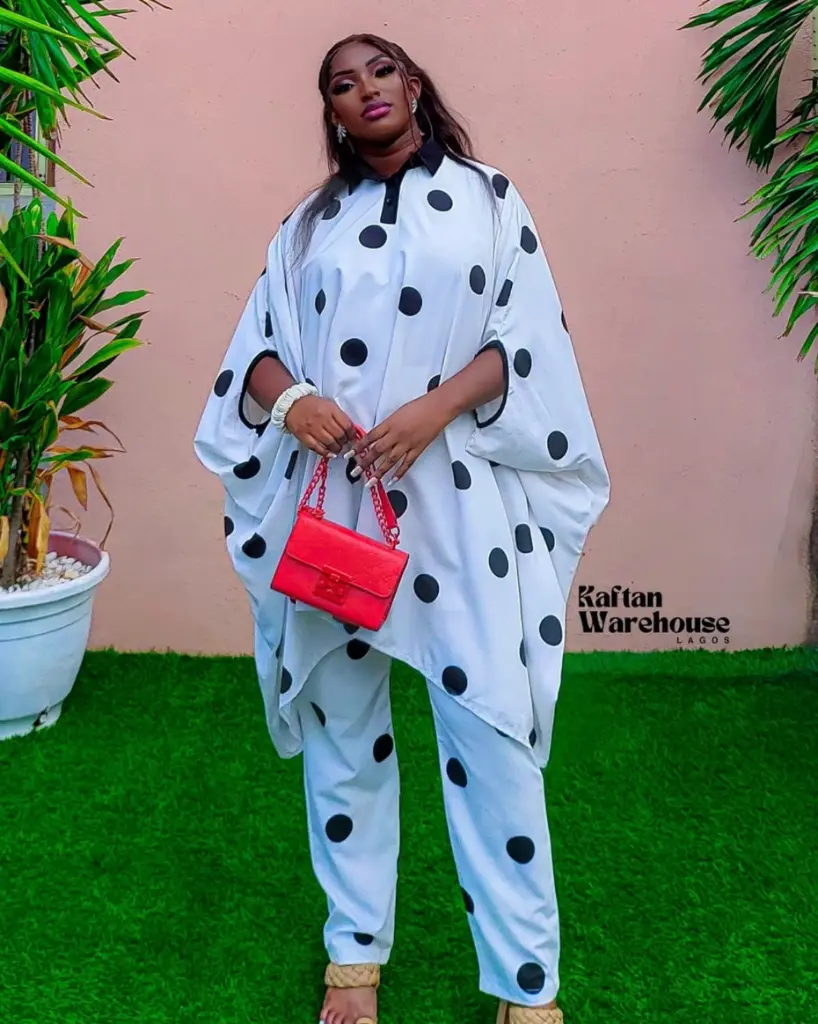 Daisy polka Dots 2.webp